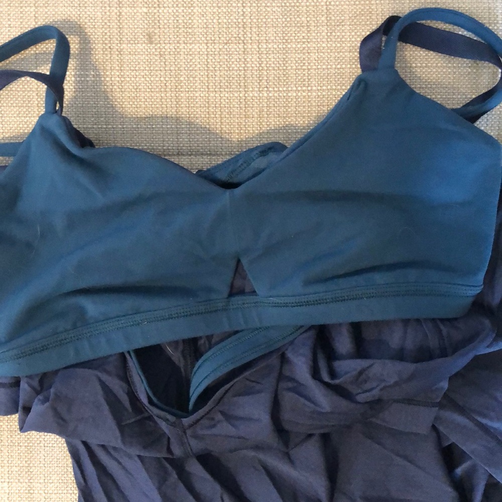 Lulu lemon tank with built in bra